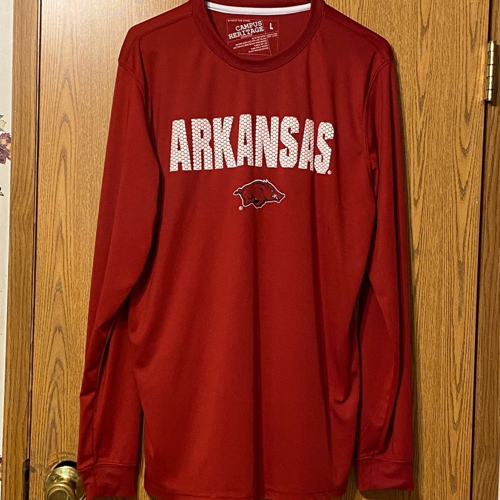 Arkansas Razorback long sleeved sz L